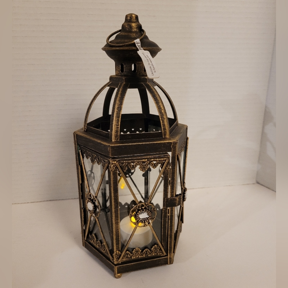 Pier 1 Victorian Style Candle Lantern Candleholder NWT